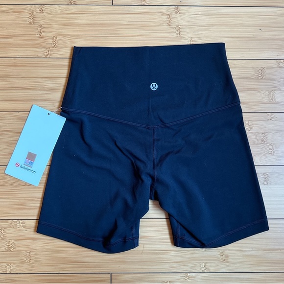 NWT UCLA Align Lululemon biker shorts - Picture 4 of 4